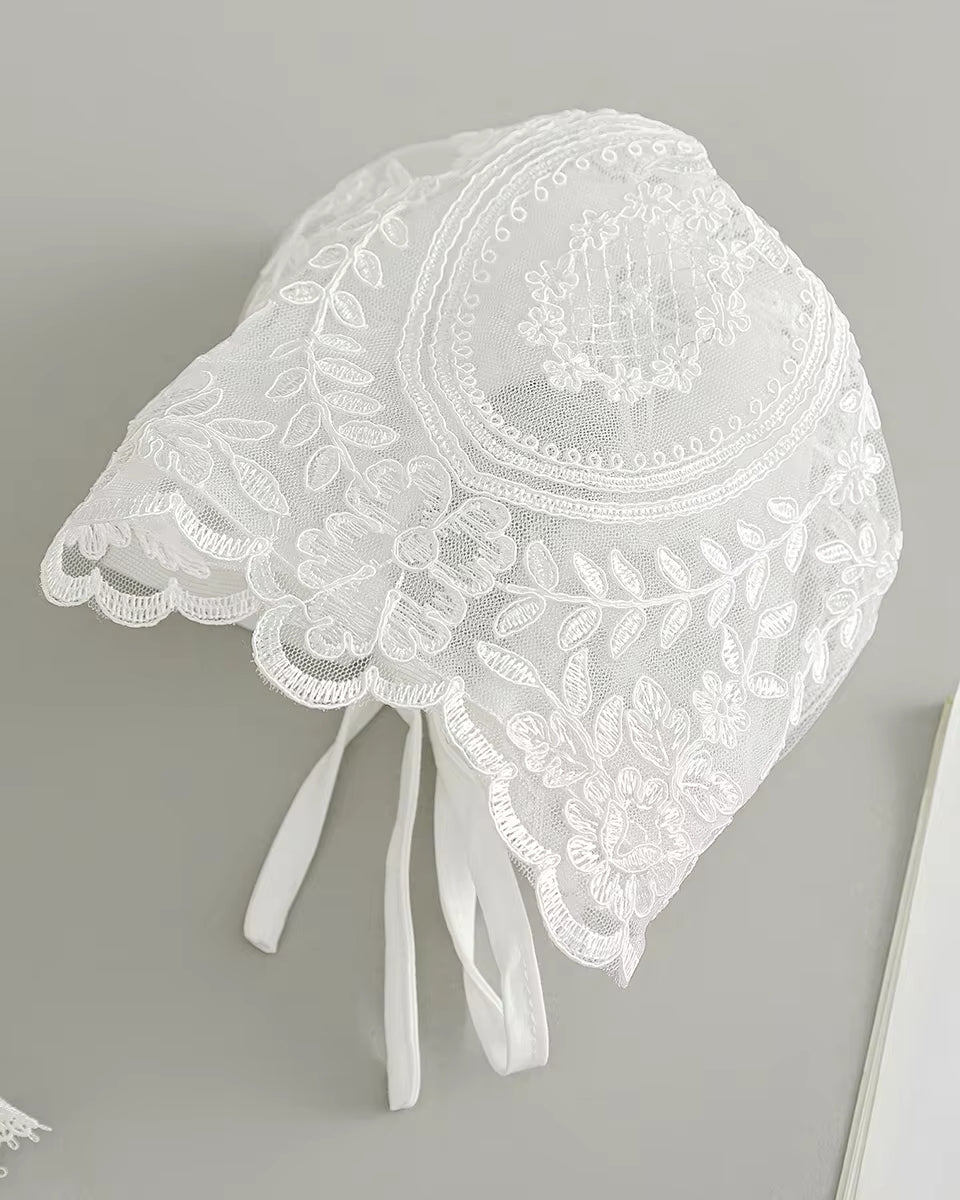 White Lace Baby Girl Christening Dress with Bonnet – Baptism Gown for Newborn & Infant