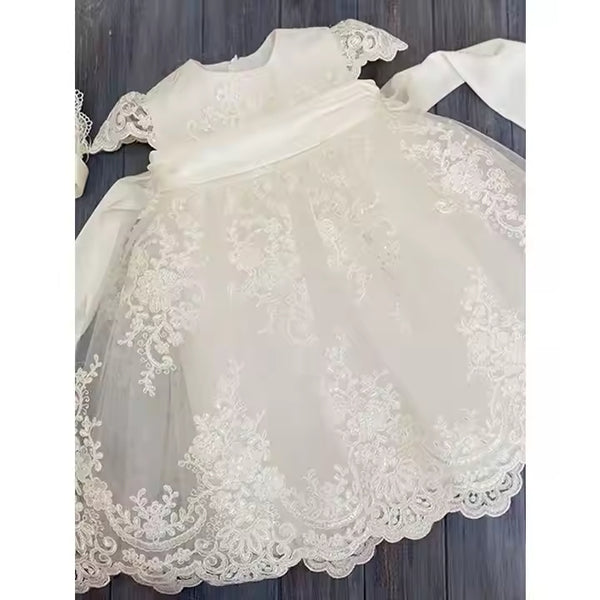 "Elegant White Baby Girl Christening Dress – Lace Embroidered Baptism Gown with Bonnet