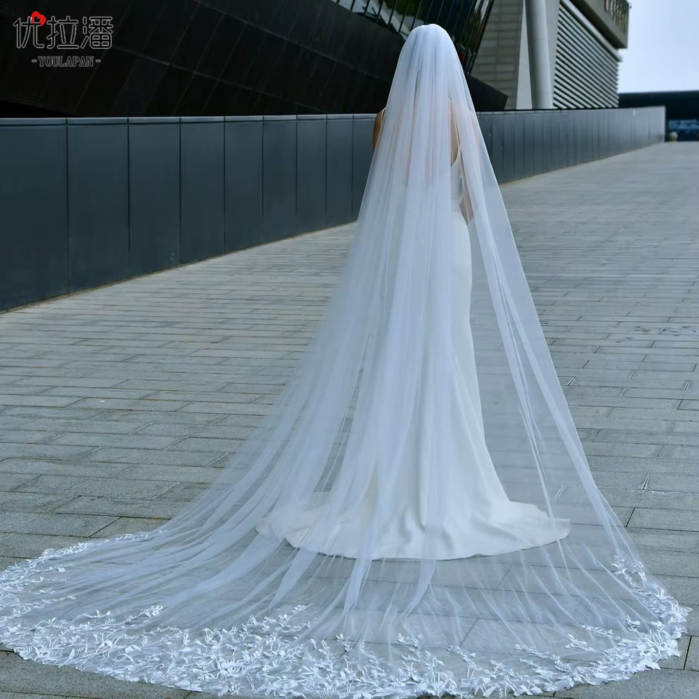 Elegant Cathedral Length Bridal Veil with Floral Lace Trim – Long Wedding Veil for Modern Brides
