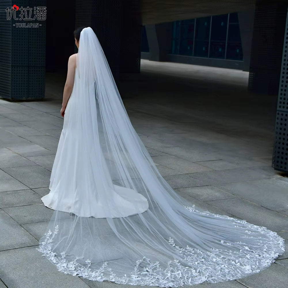 Elegant Cathedral Length Bridal Veil with Floral Lace Trim – Long Wedding Veil for Modern Brides